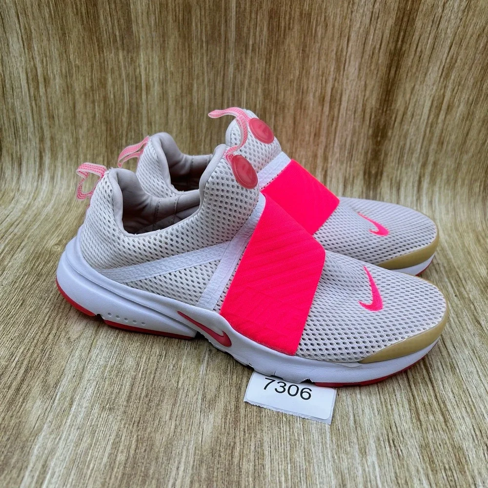 Nike Presto Extreme Women's‎ Size 7.5 Slip On Shoes Bright Pink White Mesh